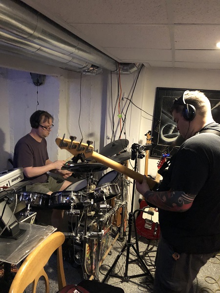 Early July Open Jam (07/07/2019)<br> Ladd and Zack